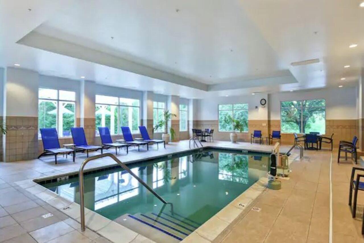 Homewood Suites By Hilton Честер Экстерьер фото
