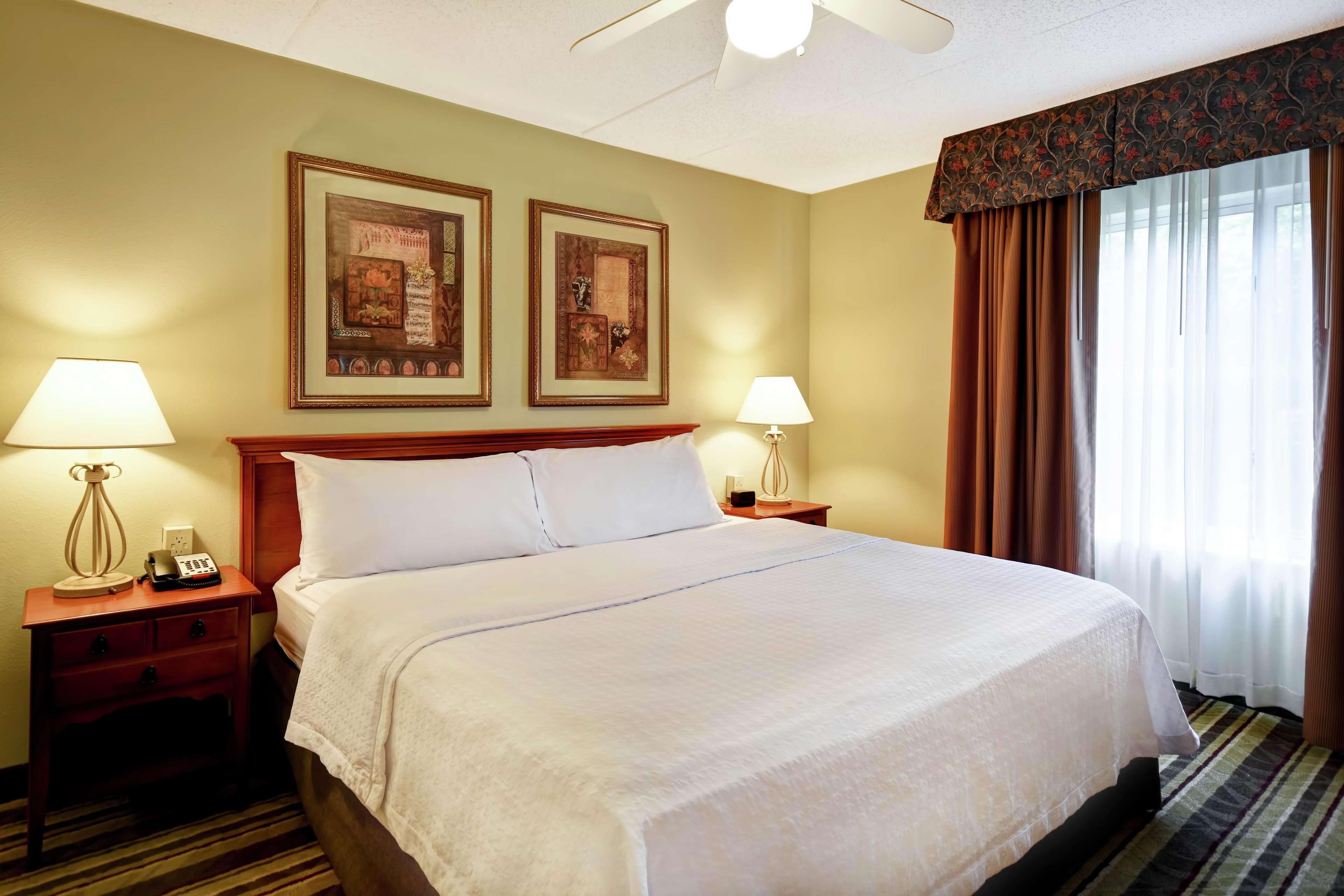 Homewood Suites By Hilton Честер Экстерьер фото