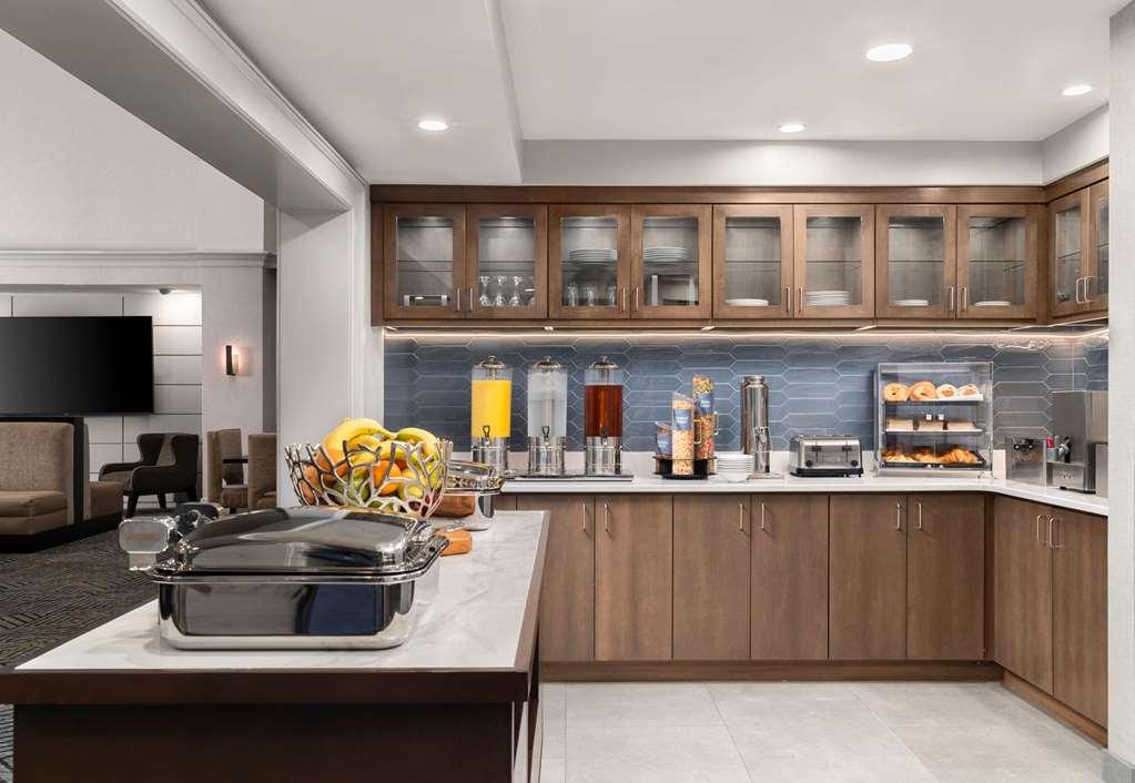 Homewood Suites By Hilton Честер Ресторан фото